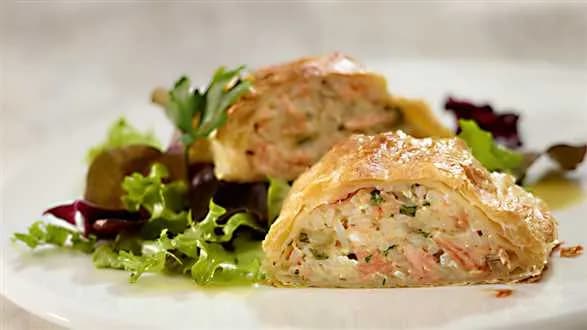 Kulebiak z łososiem