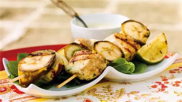 Indyjskie szaszłyki z indyka z jogurtem z curry