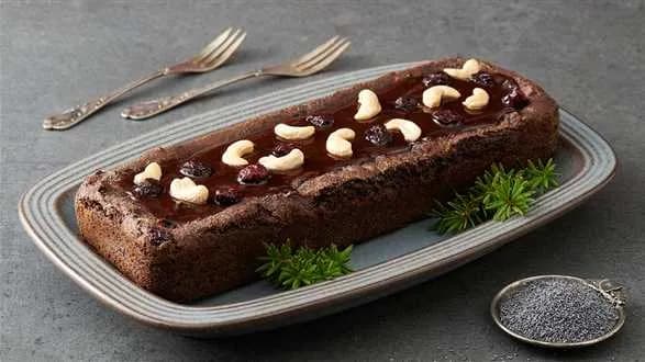 Wegański makowiec w polewie czekoladowej