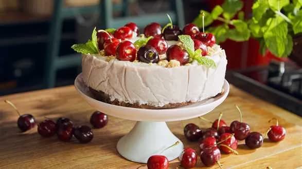 Sernik czereśniowy na maślance