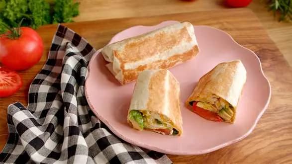 Śniadaniowe burrito z jajecznicą