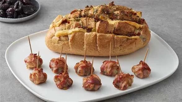 Zapiekany boczek ze śliwką i serem gorgonzola na imprezę sylwestrową