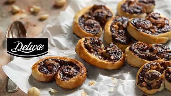 Palmiery piernikowe z orzechami macadamia