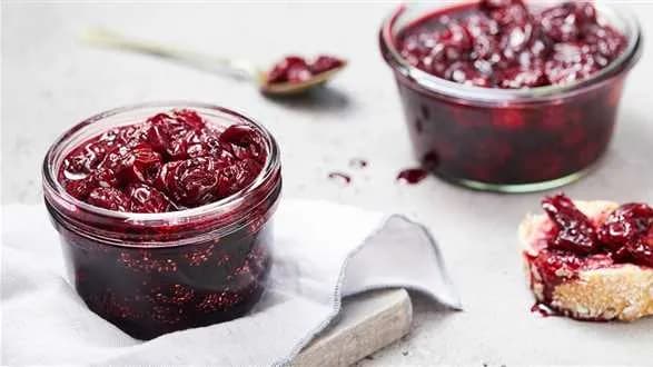 Konfitura czereśniowa z nasionami chia