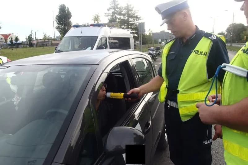 Czy badanie alkomatem na policji jest darmowe? Sprawdź, co musisz wiedzieć!
