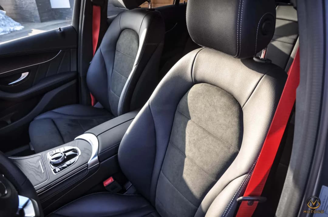 Jak skutecznie wyczyścić pasy bezpieczeństwa i uniknąć ich zniszczenia – proste porady