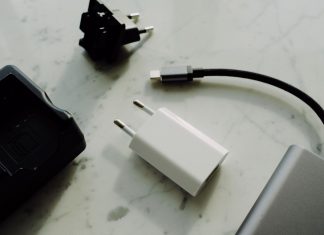 Czy adapter CHAdeMO na CCS2 do Nissana Leaf działa i czy warto go kupić?